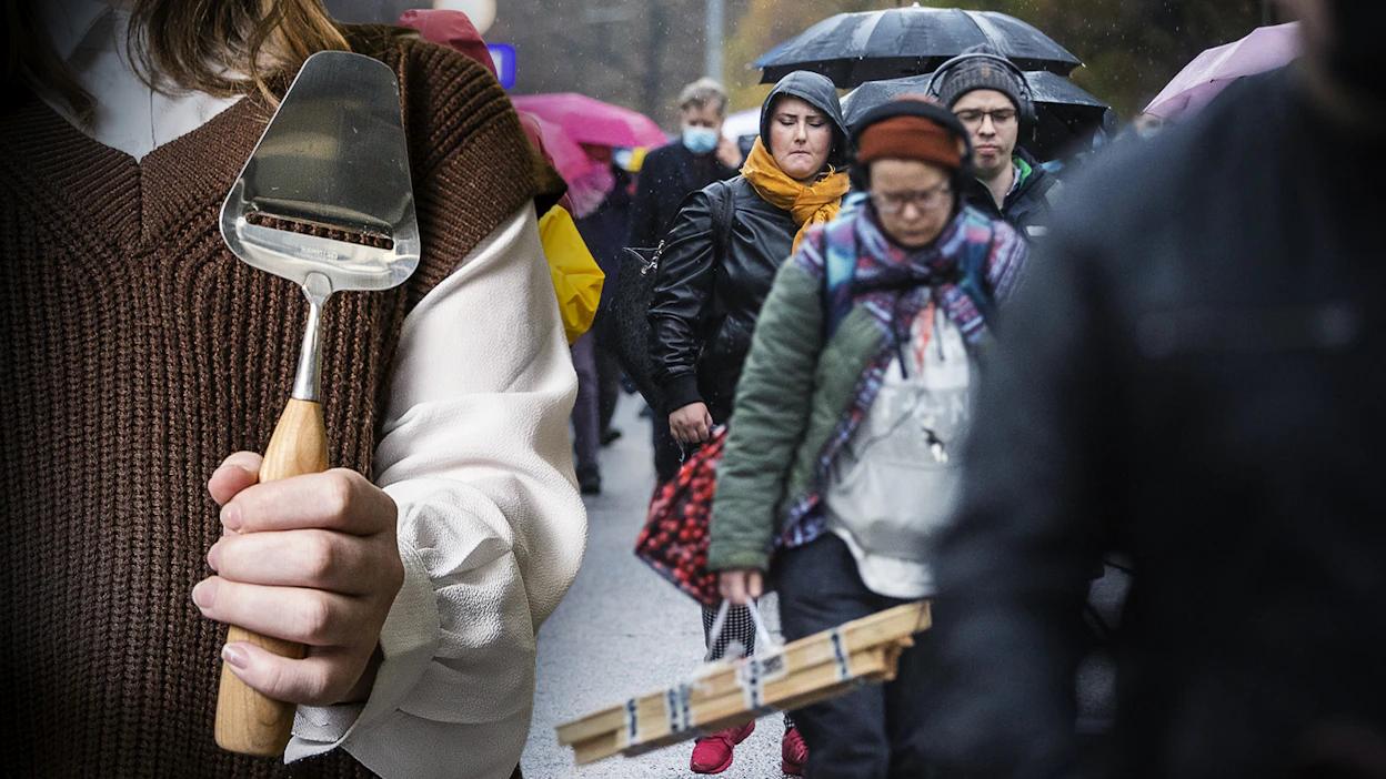 Kaikesta leikkaava juustohöylä on MT-kyselyssä ykkönen valtiontalouden vakauttamiseen. Järkevin keino se ei välttämättä ole, professori sanoo.