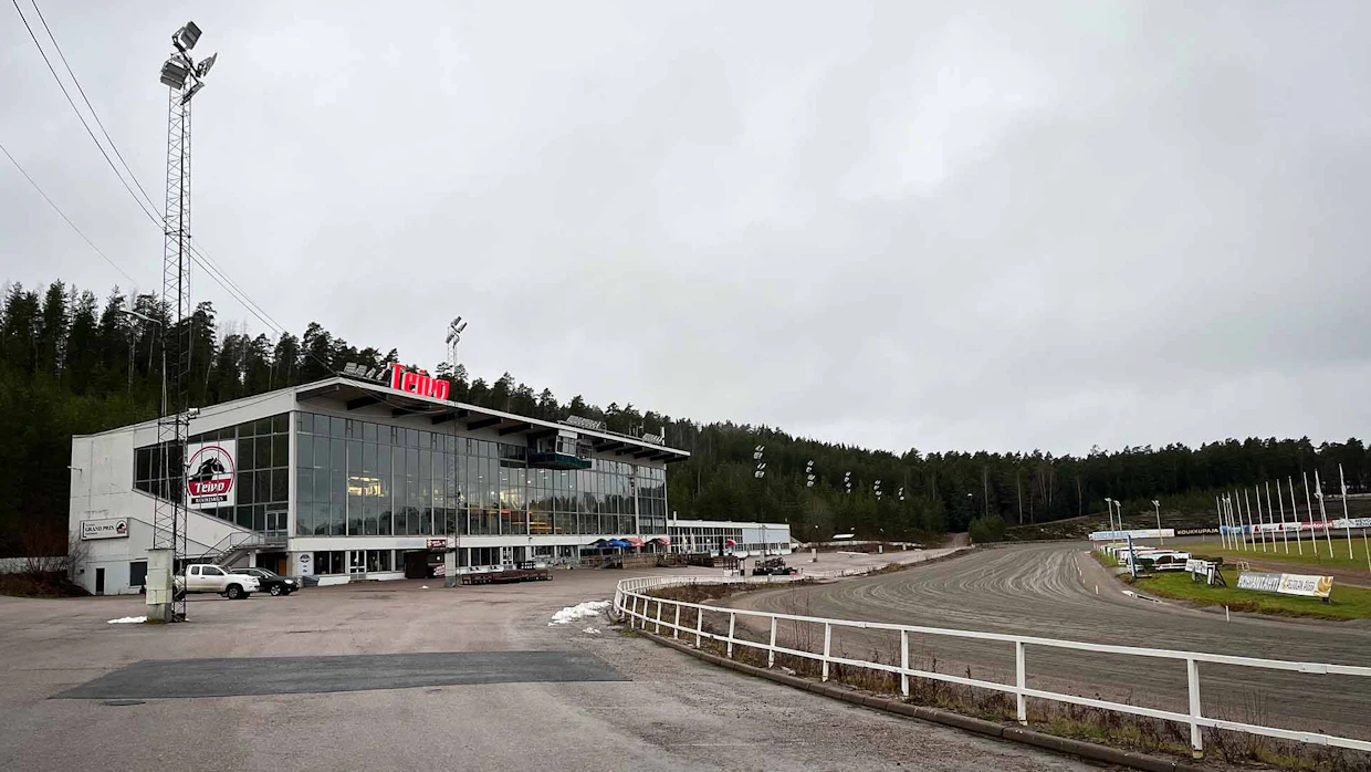 Teivo sijaitsee Tampereen ja Ylöjärven rajalla. Edellisen kerran radalla järjestettiin Kuninkuusravit vuonna 2011.