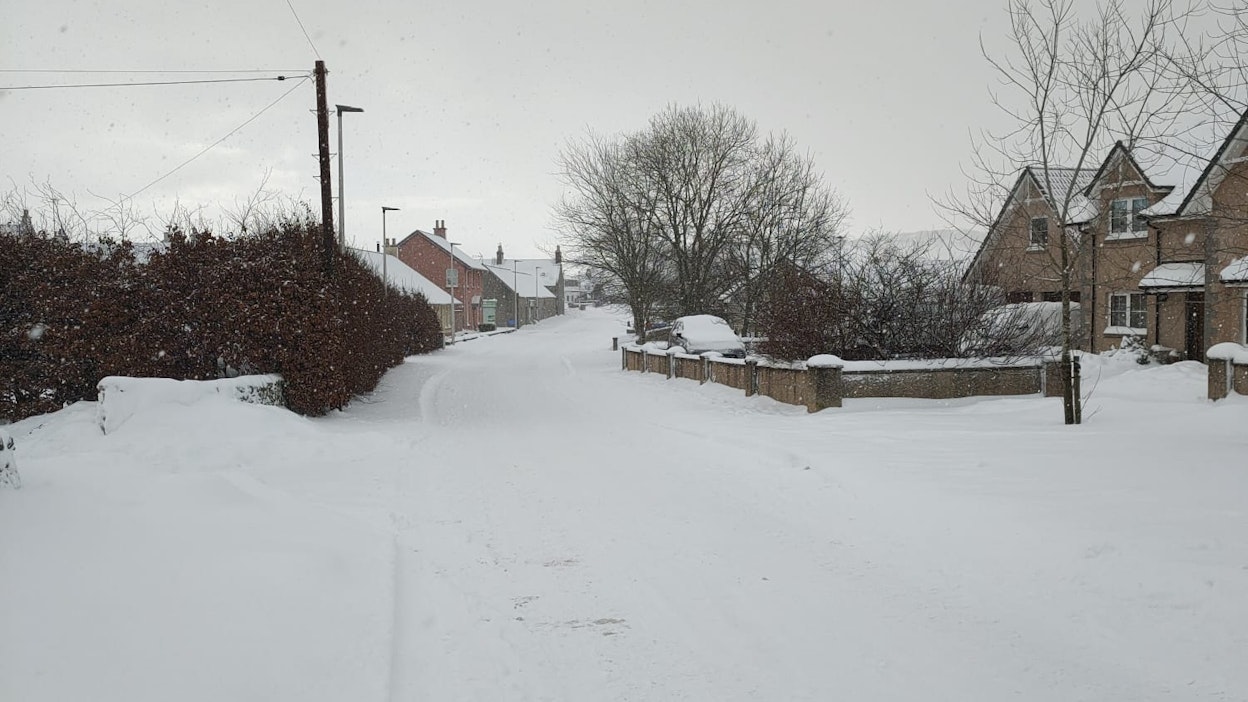 Rothie Normanin kylä Aberdeenshiressä kuvattuna maanantaina.