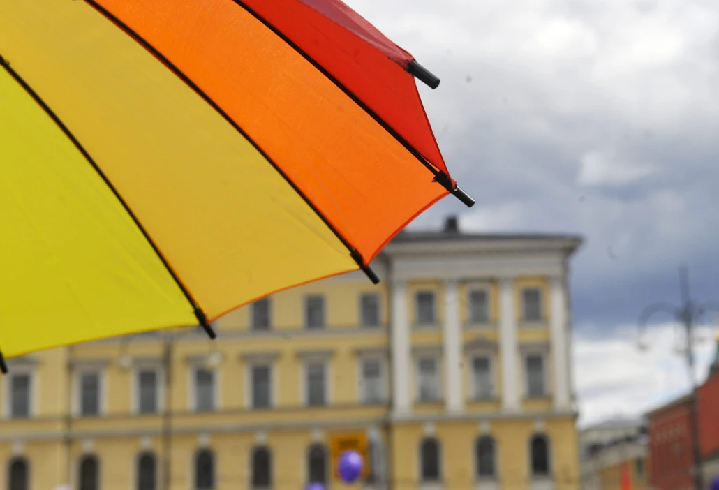 Niin sanottu translaki määrittää, että ihminen voi vahvistaa juridisen sukupuolen oman selvityksen perusteella. Kuvituskuva. LEHTIKUVA / Timo Jaakonaho.
