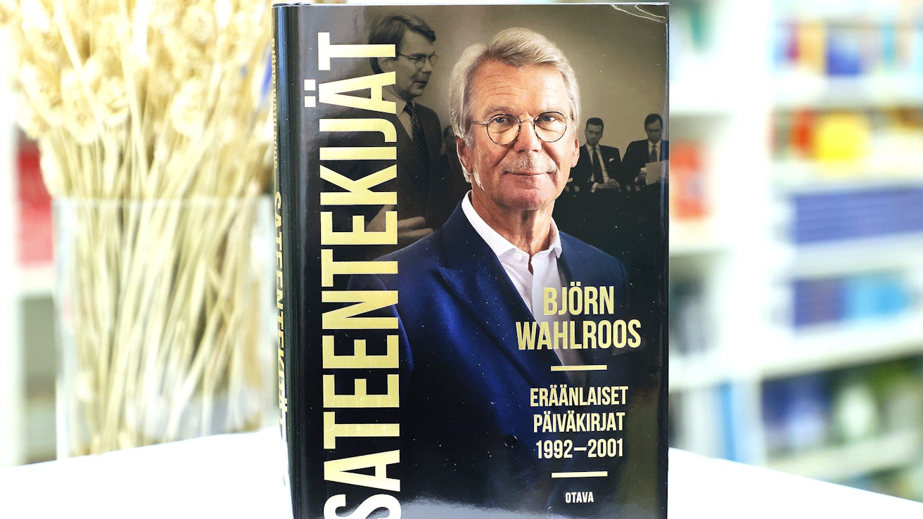 Björn Wahlroosin muistelmien toisessa osassa käsitellään vuosia 1992-2001.