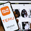 Ongelmia kemikaaliturvallisuudessa ilmeni muun muassa Temusta ja Sheinistä hankituissa tuotteissa. HEIKKI SAUKKOMAA / LEHTIKUVA.