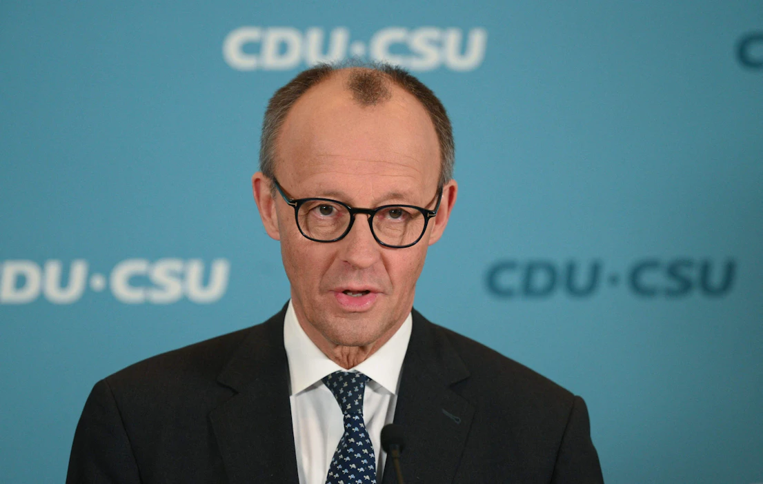 Esityksen tekivät kristillisdemokraatit ja sosiaalidemokraatit, jotka ovat muodostamassa Saksaan uutta hallitusta. Liittokansleriksi on nousemassa CDU:n Friedrich Merz. AFP / LEHTIKUVA.