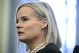 Valtiovarainministeri Riikka Purra sanoo, että ensi kaudelle tarvittavan sopeutuksen osalta 10 miljardia euroa vaikuttaa olevan ehdoton minimi. ANTTI AIMO-KOIVISTO / LEHTIKUVA.