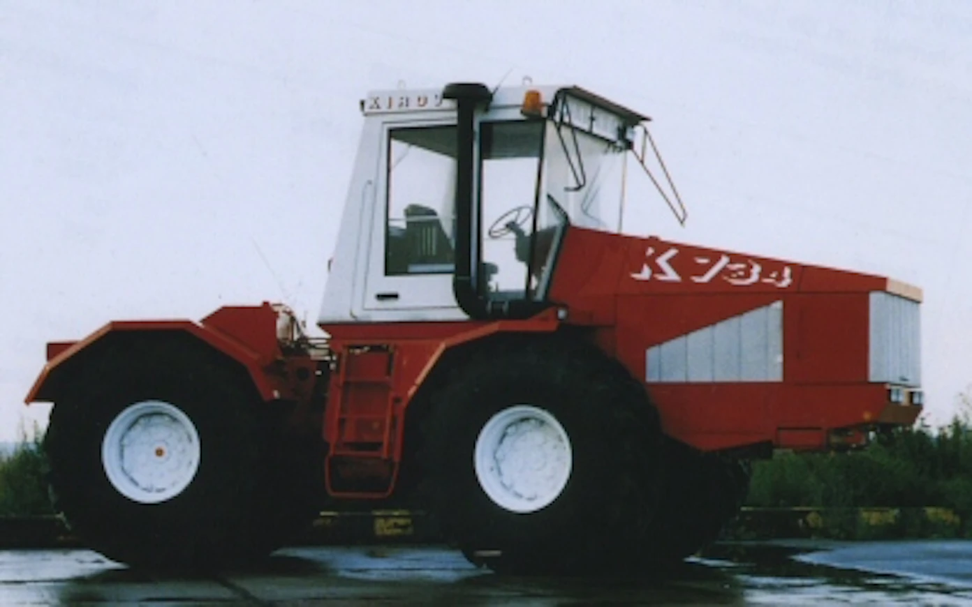 95KirovetsK-734