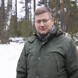 Suomalaisten metsänomistajien Eerikki Viljanen sanoi sitoutuneen tehtaiden puuhuoltoon Venäjän puun poistuessa markkinoilta.