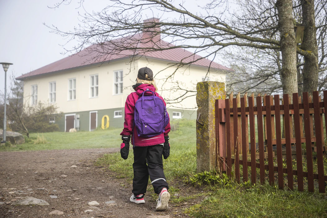 Kouluterveyskyselyn 2023 mukaan joka viikko kiusaamista muiden oppilaiden taholta oli kokenut hieman alle joka kymmenes 4. ja 5. luokan oppilaista. Kuvituskuva.