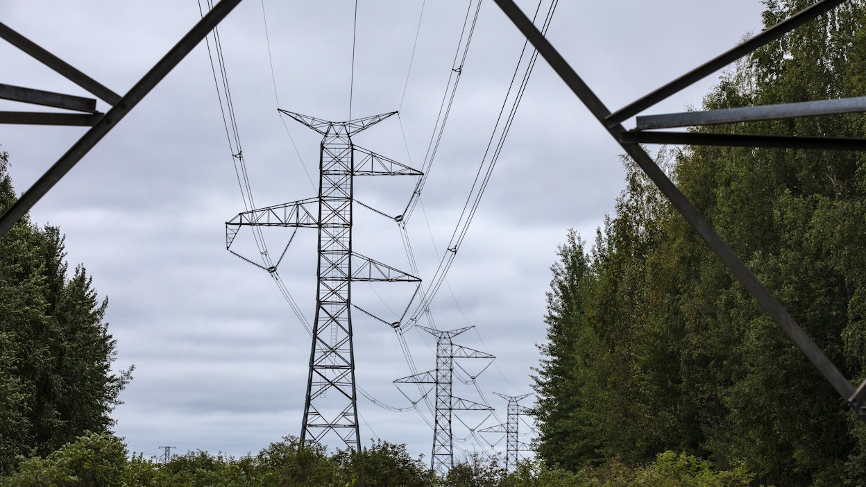 Vaihtelevat sähköfutuurien hinnat vaikeuttavat tulevien sähkön hintojen arvioimista.