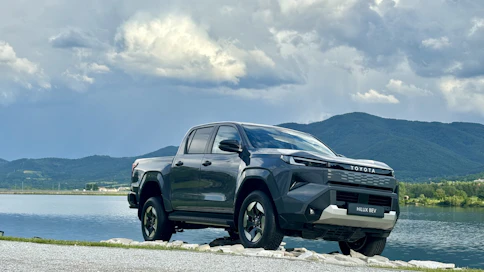 Toyota Hilux on avolavojen kunkku 27 miljoonan kappaleen myynnillä.