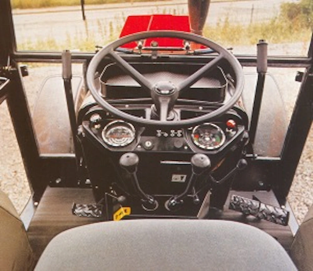 88CaseIH633ohjaamo