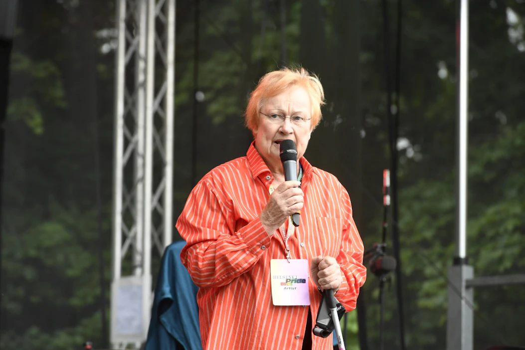 Presidentti Tarja Halonen on huomannut suomalaisten käyttäytymisen ...