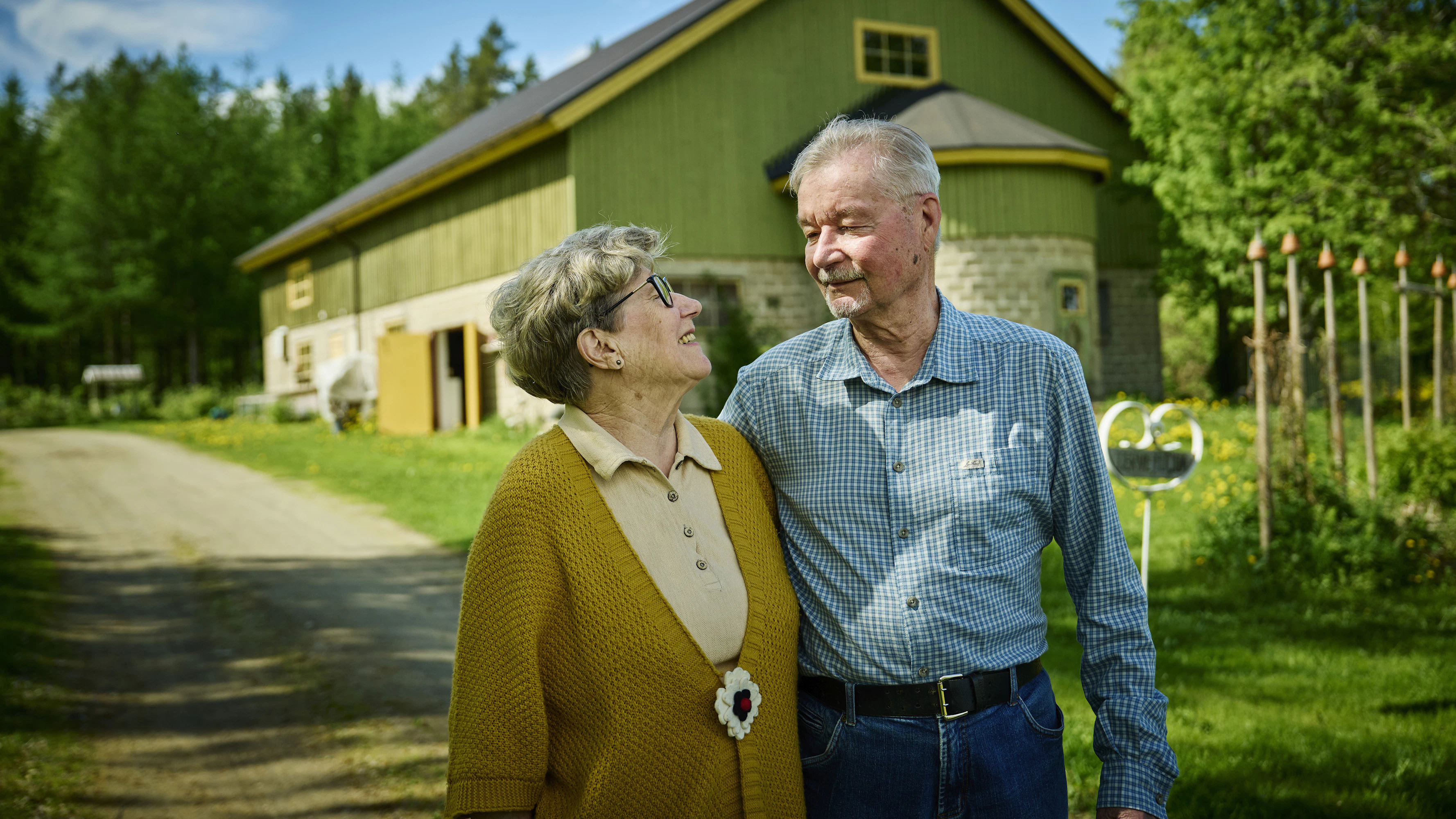 Häämatkat olivat Marja-Liisan mukaan harvinaisia 1960-luvulla. Häämatkan pariskunta teki vasta hopeahääpäivänä Lappajärven Kivitippuun.