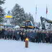 Vieremällä toimiva Ponsse Oyj luovutti 11.12.2023 uuden valmistushistoriansa eli 20 000. valmistuneen koneensa. Juhlakoneeksi osunut Ponsse Bear tulee työskentelemään norjalaisen metsäkoneyrityksen työmailla.