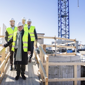 Helsingissä käynnistettiin maaliskuussa Stora Enson puisen pääkonttorin ja sen yhteyteen tulevan hotellin rakentaminen.