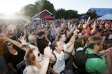 Kuva on Karjurockin yleisöstä kesältä 2012.