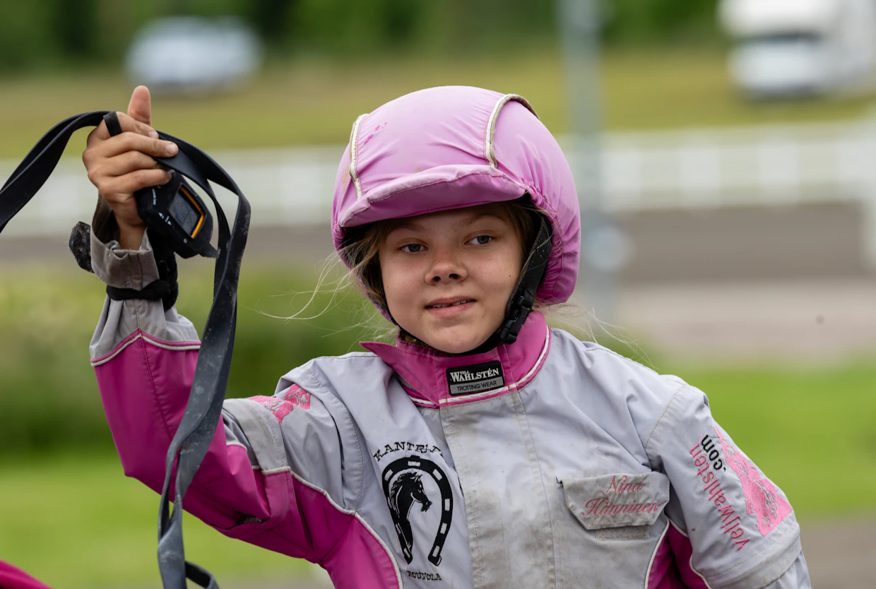 Amanda Hänninen on ohjastanut urallaan yli 200 ponilähtöä.