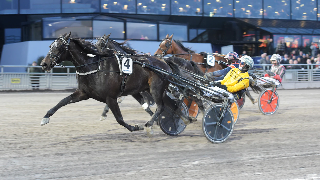 Global Classified voitti Magnus A Djusen ohjastama hopeadivisioonafinaalin Solvallassa helmikuun alussa.