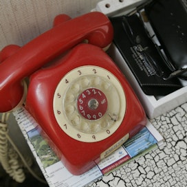 Findan historia yltää vanhoihin länsisuomalaisiin puhelinyhdistyksiin. Siksi sen omistajakenttä on laaja.