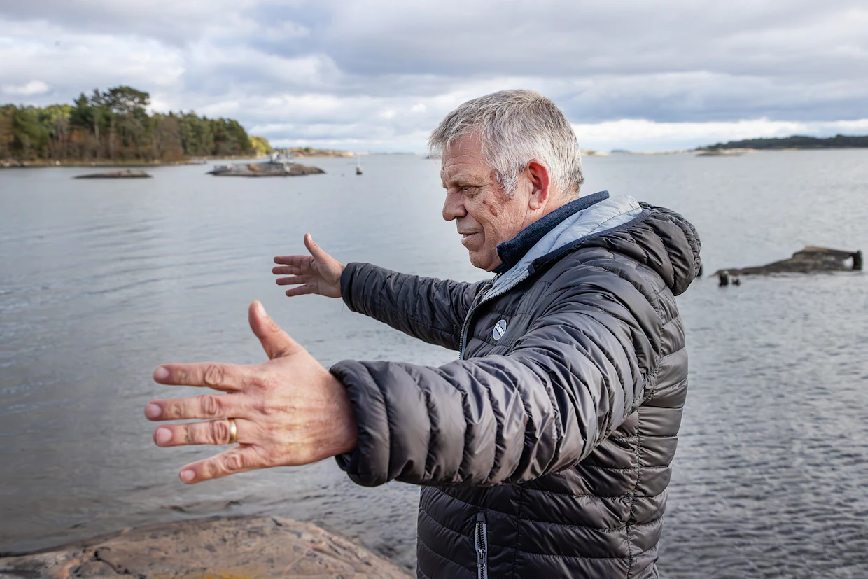 Ikänsä Itämerta tutkinut Alf Norkko haluaa selvittää, kuinka suuri hiilinielu ja -lähde rannikko on. Ainakin metaanipäästöt ovat huolestuttavasti kiihtyneet. Rannikkovesien monimuotoisuuden ja hiilenkierron kokonaisuutta tutkitaan Coast Clim -hankkeessa.