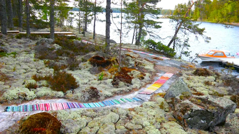 Räsymatot piristävät mökkielämää saaressa.