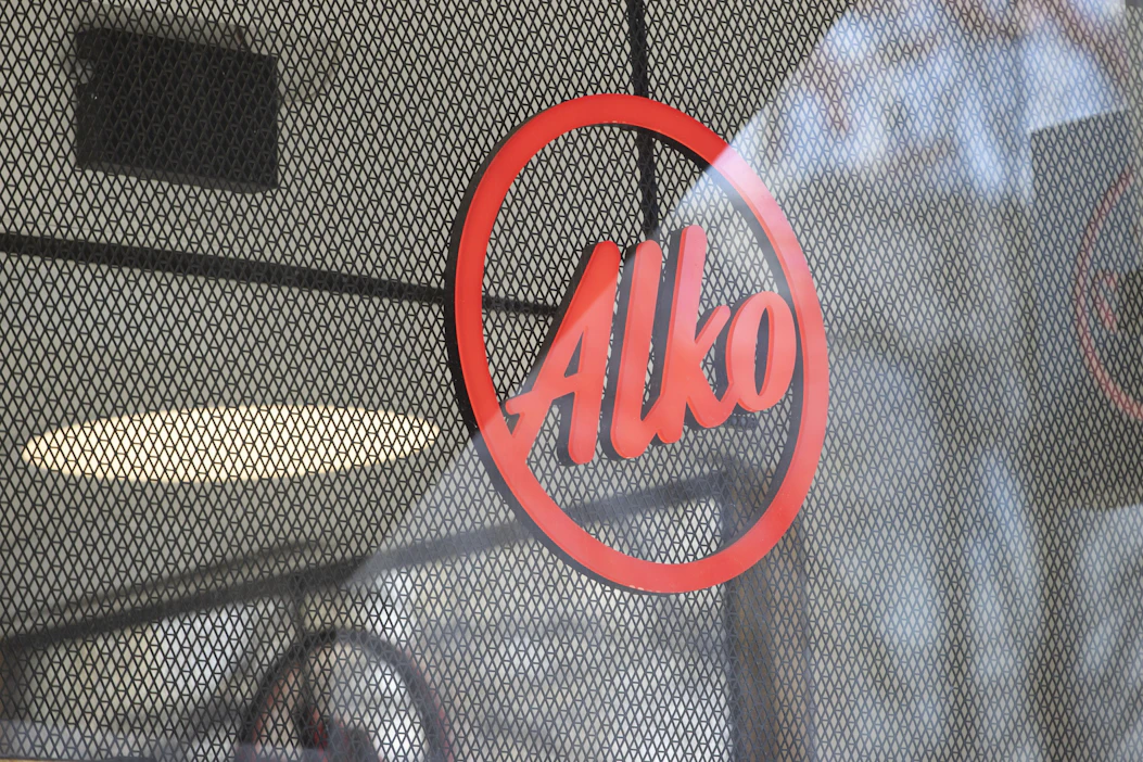 Talousvaliokunnan näkemys edellyttäisi Alkolle laajempia aukioloaikoja kuin hallituksen lakiesitys mahdollistaisi. LEHTIKUVA / Antti Hämäläinen.