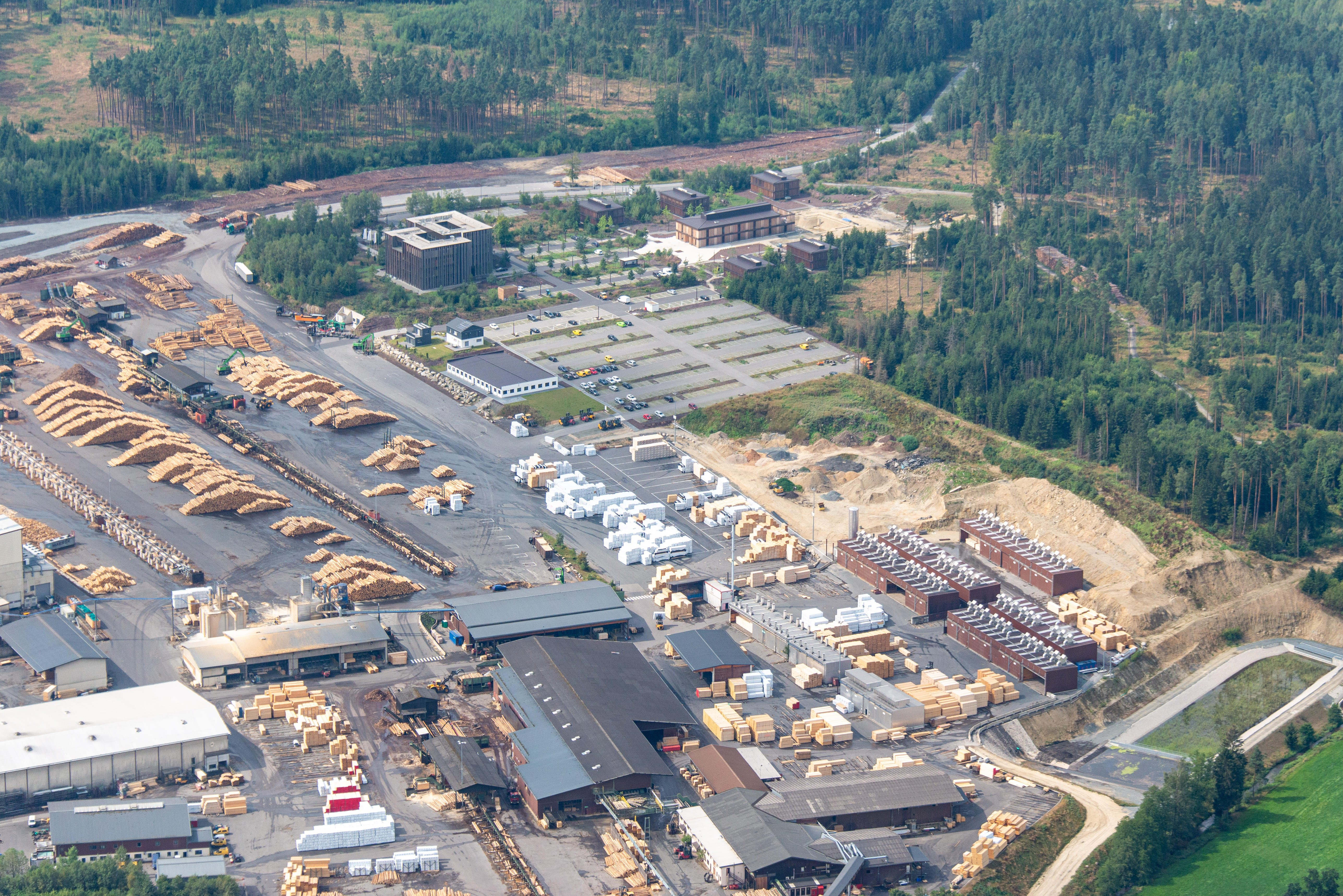 Selvitystilaan ajautuneen Ziegler-ryhmän Baijerin Plösbergissä Nürnbergin koillispuolella sijaitsevalle sahalle ja muille tuotantolaitoksille etsitään ostajia. 