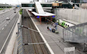 Junaliikenteen pysäytys Kupittaalle eli ennen päärautatieasemaa on osa Kupittaa–Turku-ratahanketta, jossa muun muassa rakennetaan kaksoisraide Kupittaan ja Turun rautatieaseman välille.
