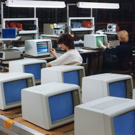 Monitorien testausta Salossa vuonna 1986. 