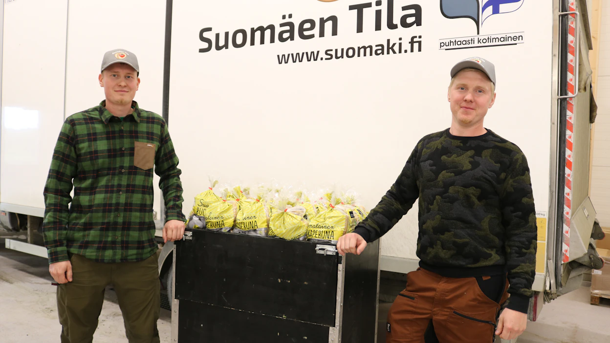Viljami (vas.) ja Leevi Partanen luotsaavat perinteikästä, kasvinviljelyyn erikoistunutta kotitilaansa maatalousyhtymän nimissä.