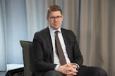 Antti Lindtman on suurimman oppositiopuolueen SDP:n puheenjohtaja.