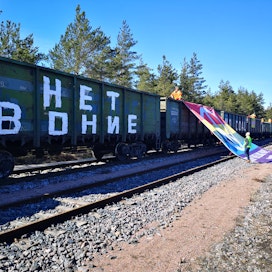 Tiistaina 12.4. pysäytetty venäläinen hiilijuna. 