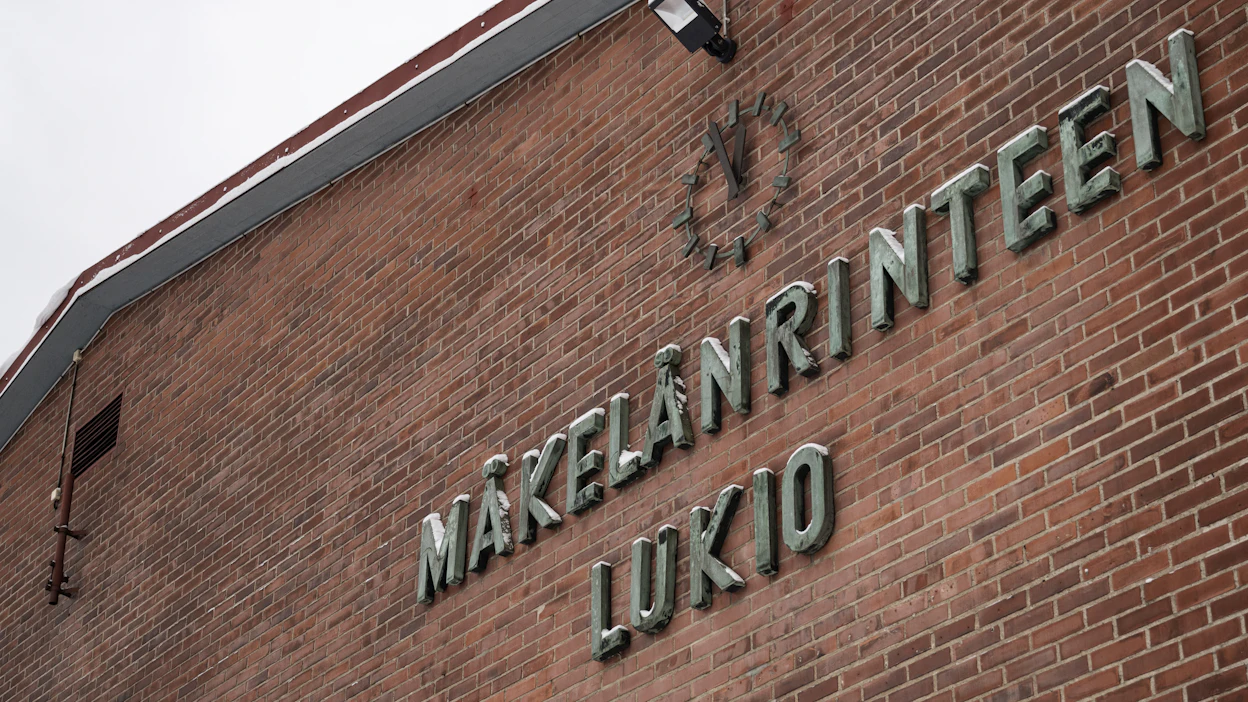 OKM:n myöntämää kehittämisrahaa on käytetty Mäkelänrinteessä myös HBA Märskyn koripallojoukkueiden valmentajien palkkoihin. LEHTIKUVA / Roni Rekomaa.