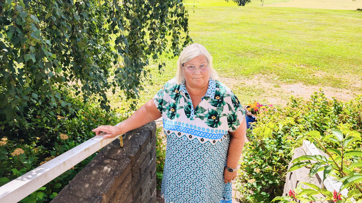 Lepaalle tulevat golffarit tilaavat mielellään pelin päälle ruuan kylkeen paikallista virvoketta. ”Laskimme ennen kesää oluen menekin olevan niin hyvää, että sitä on erikseen varattava puutarhanäyttelyä varten”, kertoo vararehtori Soile Viljakka.