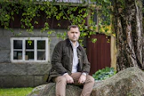 Hemmilän tilan kivinavetta toimii nykyään varastona. ”Olen jättänyt kotitilallani tietoisesti maatalouden kehittämisen minimiin”, isäntä Tero Hemmilä sanoo.