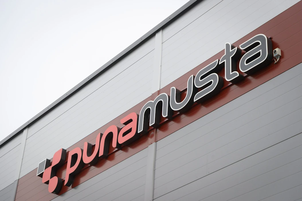 PunaMustan muutosneuvottelut koskevat konsernin näkyvyys- ja painoliiketoiminnan yhtiöitä eli medialiiketoiminta ei ole niiden piirissä. LEHTIKUVA / Kalle Parkkinen.