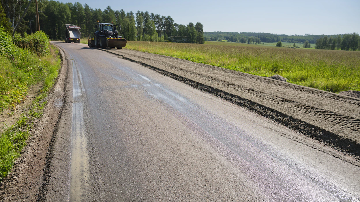 MT seurasi asfalttitien muuttamista soratieksi viime vuonna Keski-Suomessa.