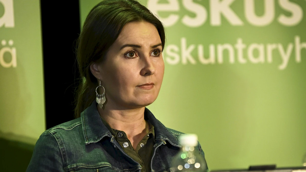 Eeva Kalli on ensimmäisen kauden keskustalainen kansanedustaja Satakunnan vaalipiiristä.