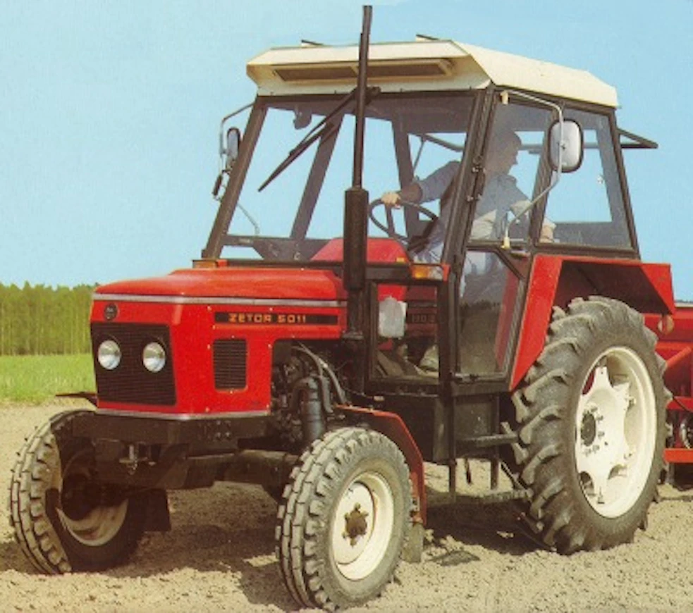 82Zetor5011