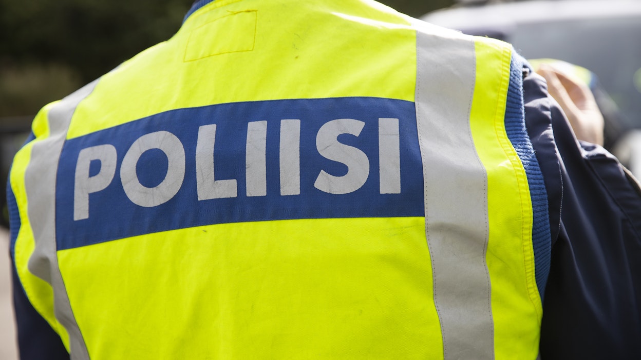 Ydinpolttoainekuljetusta oli tullut turvaamaan poliiseja koko Kaakkois-Suomen alueelta.