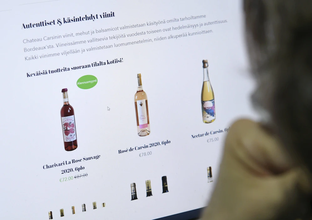 Alkoholilakiesityksen asetelmaa ulkomaisten ja suomalaisten yritysten välillä on pidetty julkisessa keskustelussa epäreiluna. MARKKU ULANDER / LEHTIKUVA.