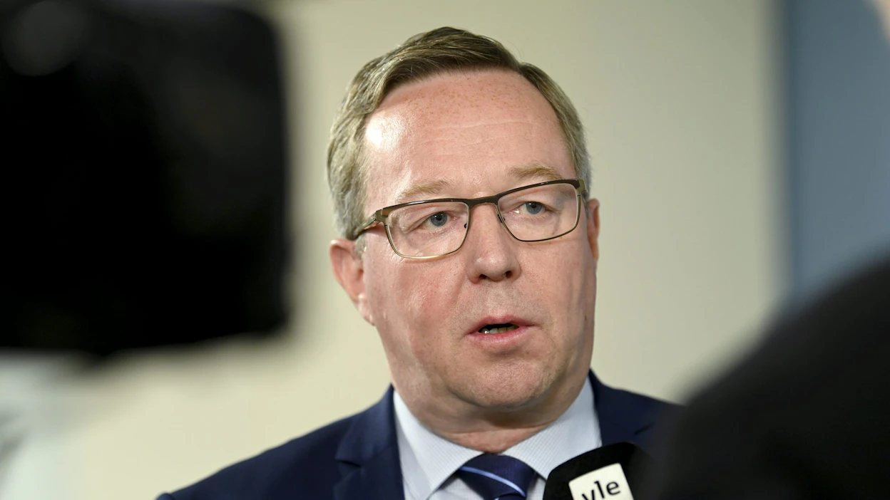Ylen Ykkösaamussa vieraillut Lintilä huomautti, että inflaatio on tällä hetkellä hyvin energiapainotteista. LEHTIKUVA / EMMI KORHONEN.
