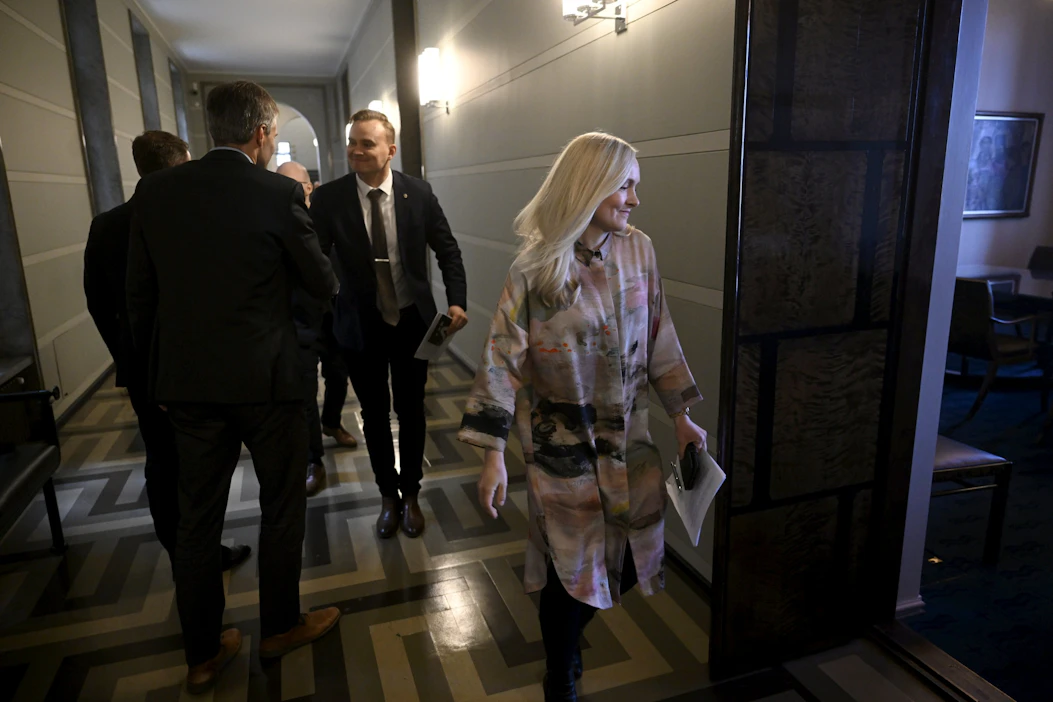 Vihreiden puheenjohtajan Maria Ohisalon mukaan puolueen kynnys hallitukseen osallistumiselle on edelleen äärimmäisen korkea vaalitappion vuoksi. LEHTIKUVA / Antti Aimo-Koivisto.
