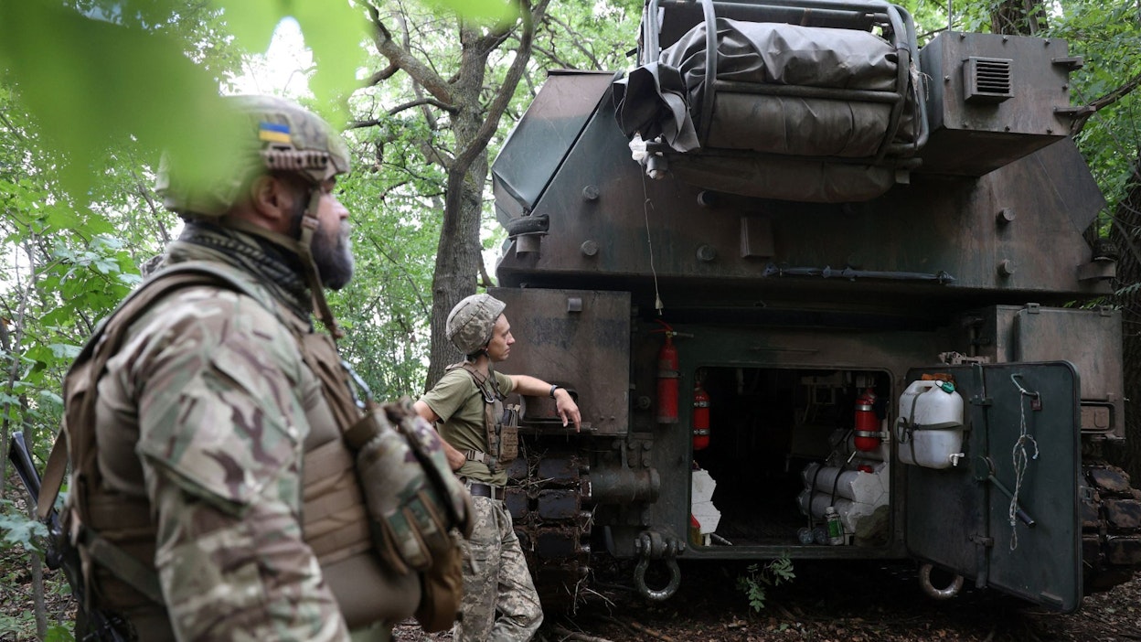 Venäjän etenemisen Donetskissa on arvioitu olevan hidasta. Ukrainan sotilasjohdon mukaan venäläissotilaat ovat jatkaneet epäonnistuneita hyökkäyksiä Ukrainan etuvartioihin.