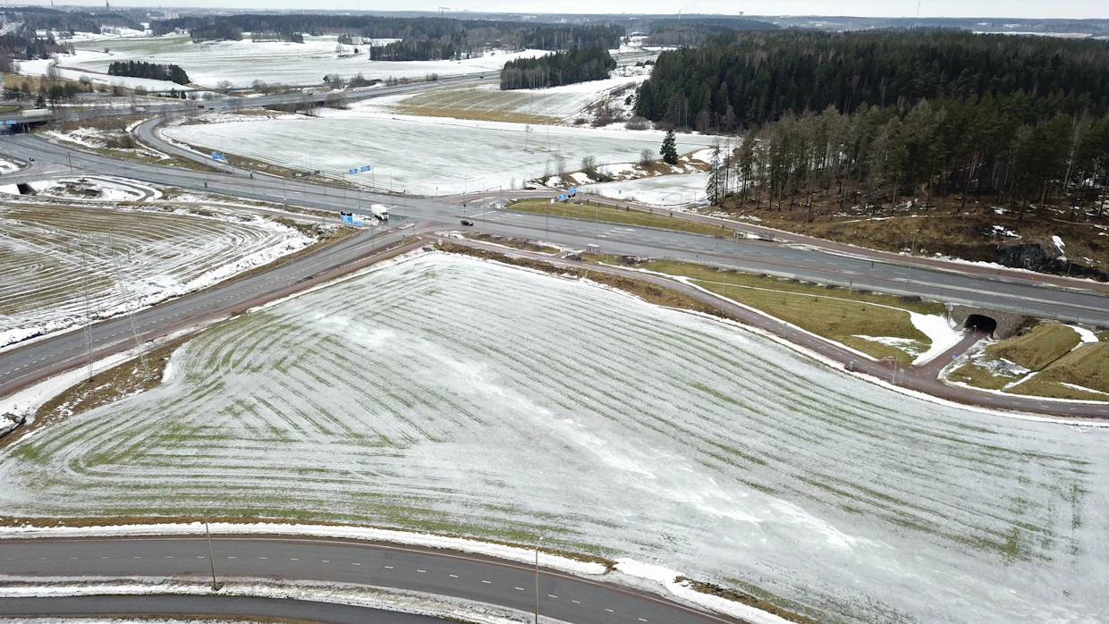 Kevät näyttää, miten pahoista talvivaurioista nämä varsinaissuomalaiser pellot mahdollisesti kärsivät.