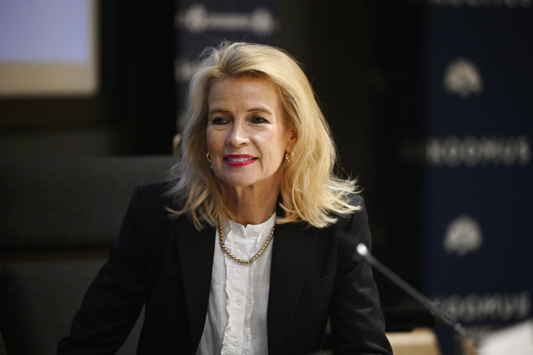 Kokoomuksen eduskuntaryhmän varapuheenjohtaja Pia Kauma tuomitsee perussuomalaisten kansanedustajien tuoreimmat kannanotot. LEHTIKUVA / Antti Aimo-Koivisto.