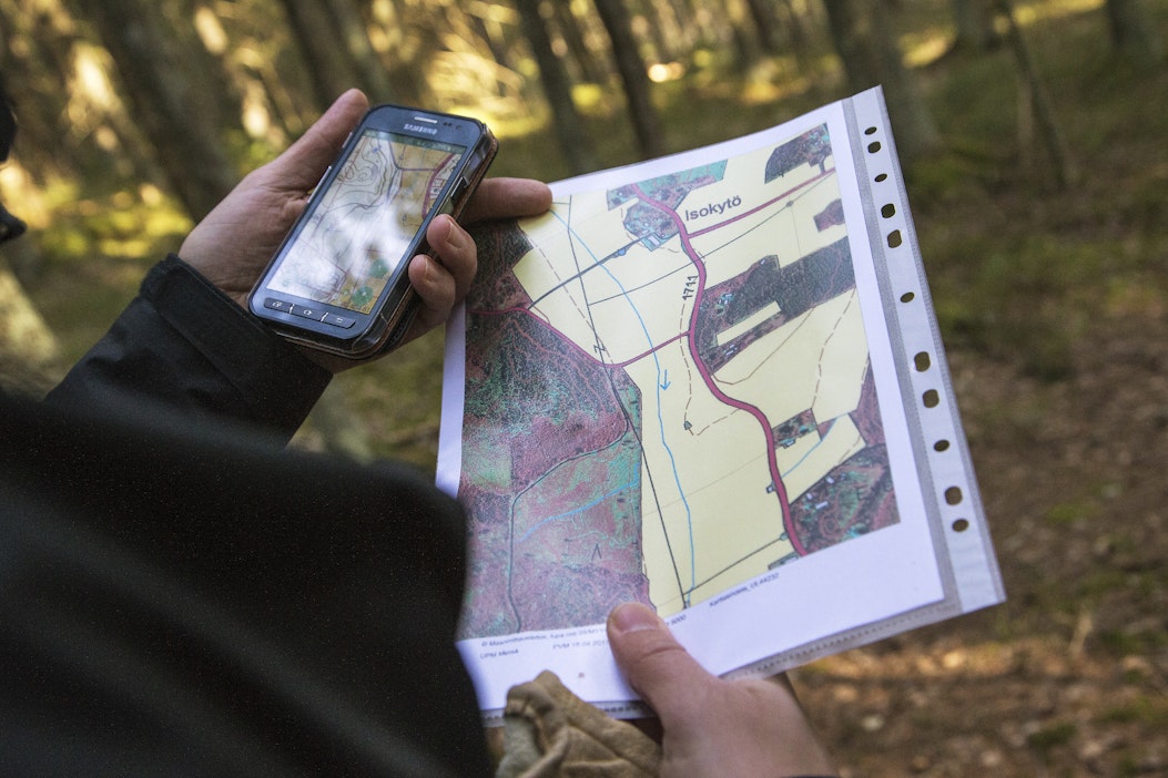 Metsätalousinsinööriltä edellytetään laaja-alaista ammattiosaamista.