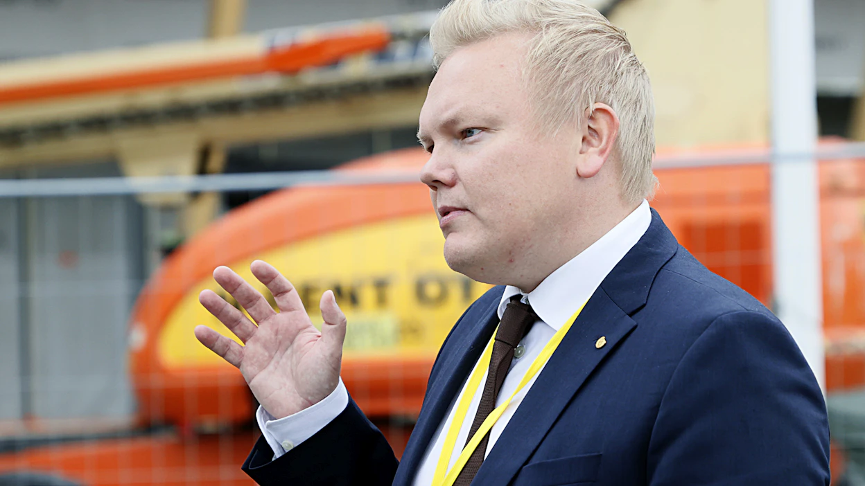 ”Kunnianhimon lisäksi on kuitenkin huolehdittava myös siitä, että tavoitteet ovat kaikissa jäsenvaltioissa myös toteuttamiskelpoisia”, Antti Kurvinen sanoo.