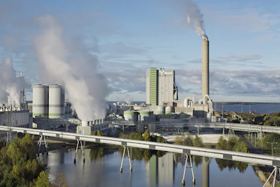 Kuvaasa Metsä Groupin Rauman sellutehdas