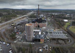 Energiakaupungit ry:n mukaan hallituksen energiapolitiikka vaarantaa sähköjärjestelmän kestävyyden. Kuvassa on Alvan Rauhalahden voimalaitos Jyväskylässä.