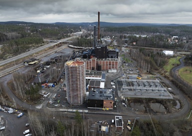 Energiakaupungit ry:n mukaan hallituksen energiapolitiikka vaarantaa sähköjärjestelmän kestävyyden. Kuvassa on Alvan Rauhalahden voimalaitos Jyväskylässä.